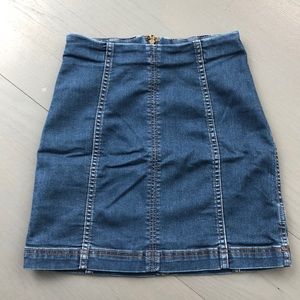 Free People stretchy denim Mini skirt